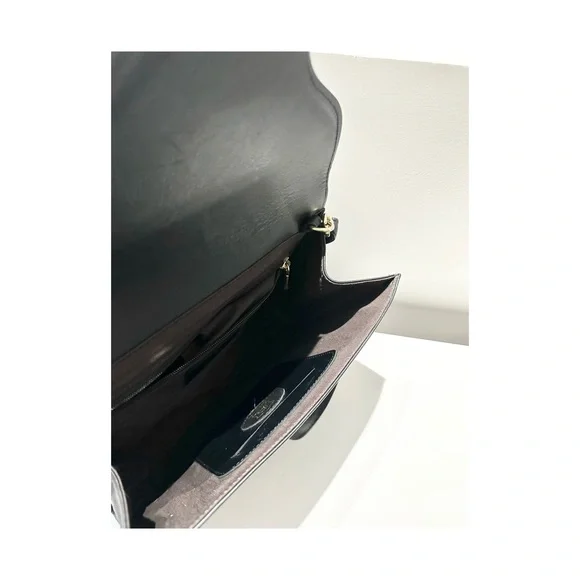 DESORI Leather Shoulder Bag with Sculpted Flap - Picture 4 of 8